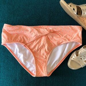 Antonio Melani Twist Bikini Bottom Size L Peach Cream NWT Swimwear Resort